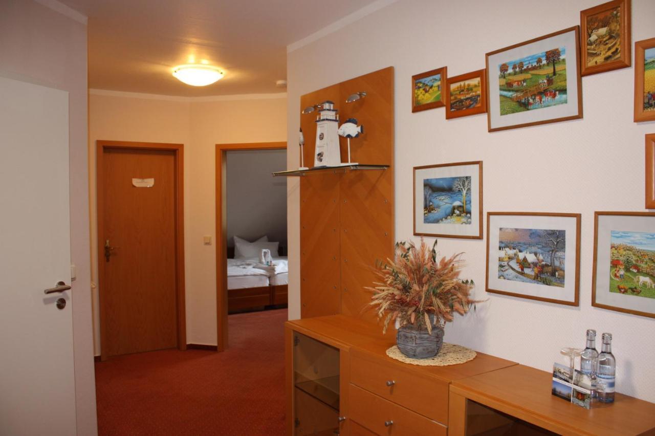 Hotel & Restaurant Lenzer Krug Malchow  Dış mekan fotoğraf